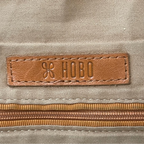 HOBO Black Leather Top-Handle Crossbody Bag with Gold Hardware like new - Picture 8 of 13